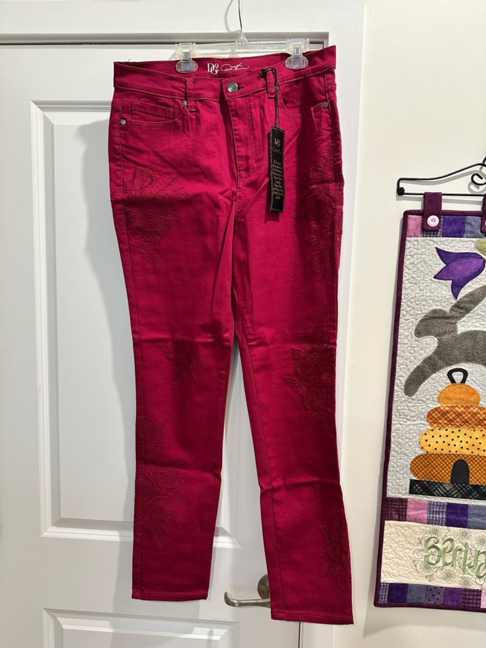 DG2 by Diane Gilman Deep Magenta Skinny Jeans with Subtle Embroidery Size 12T